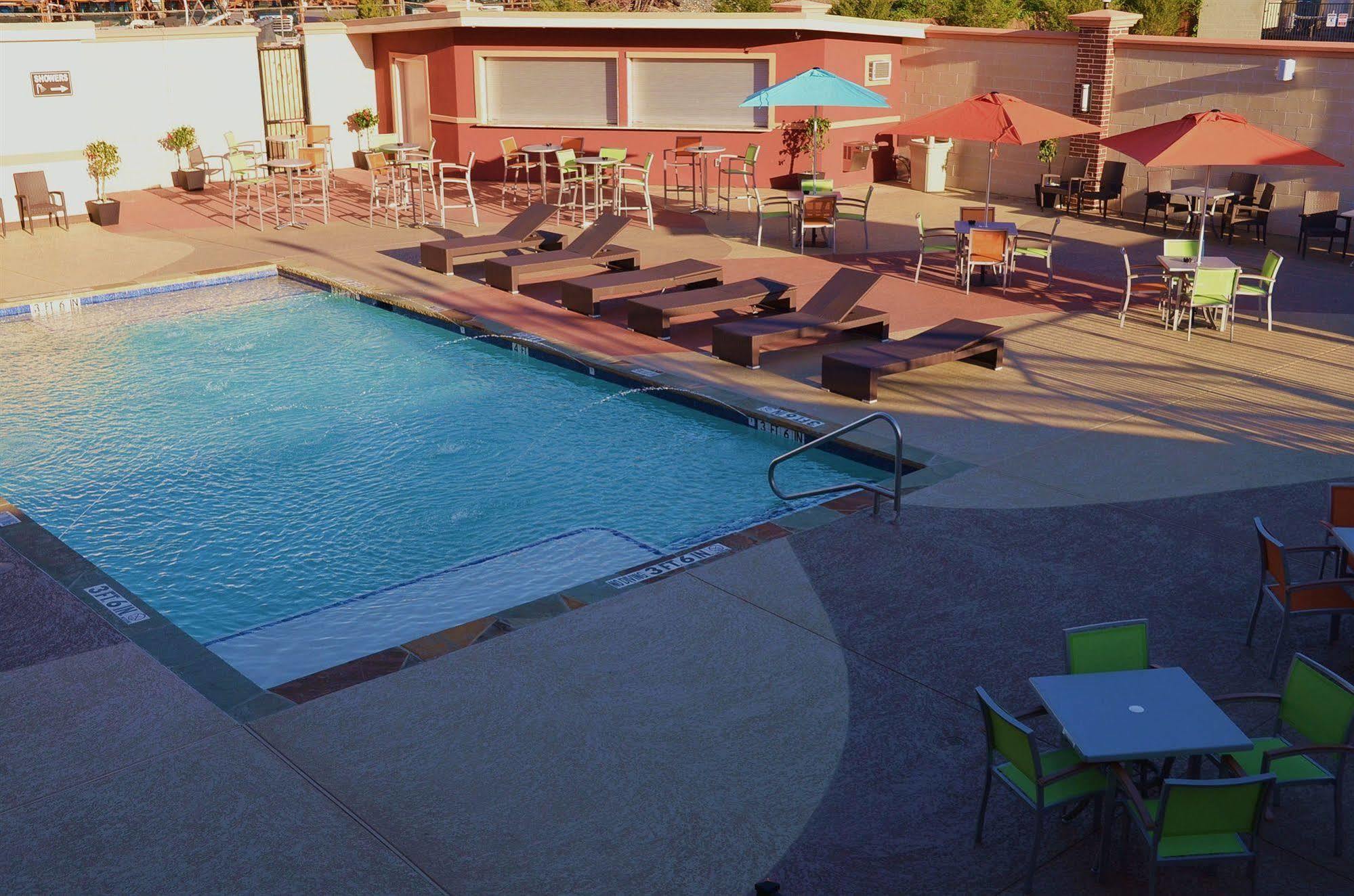 Lux Hotel & Spa, Trademark Collection By Wyndham Arlington Exterior foto